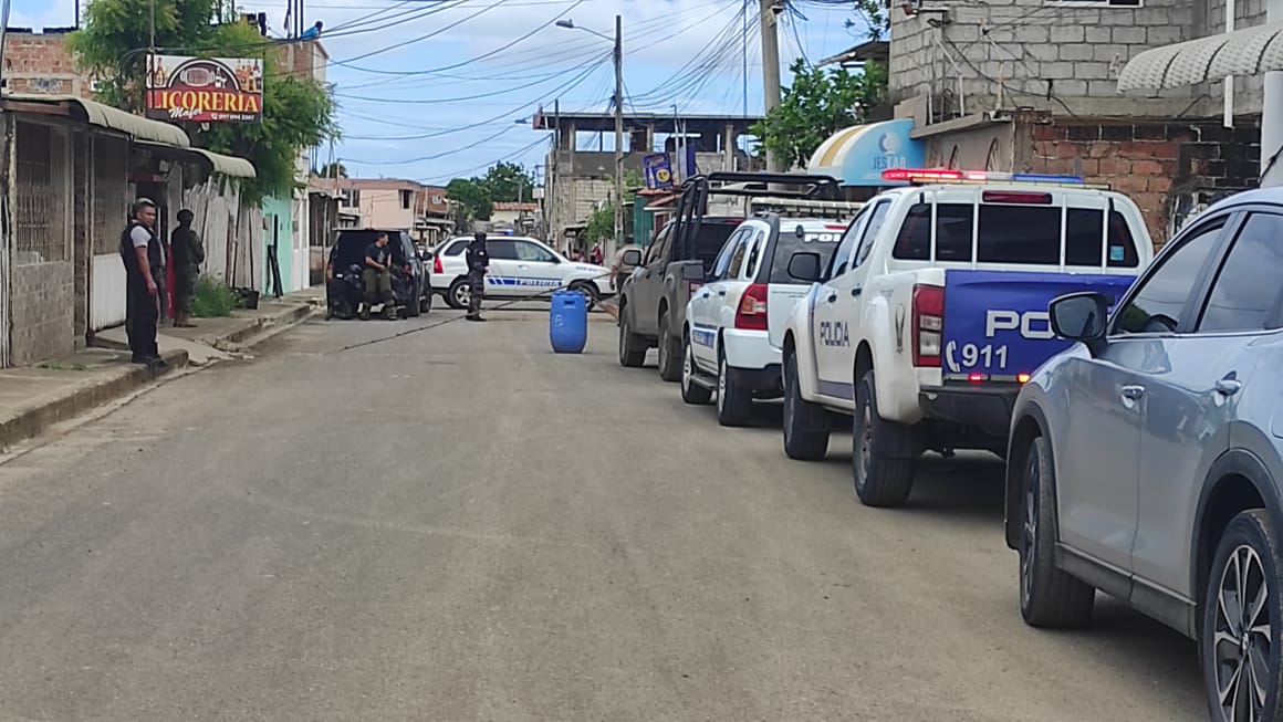 Crónica. Sujeto lanzó un artefacto explosivo dentro de una casa en Montecristi, Manabí