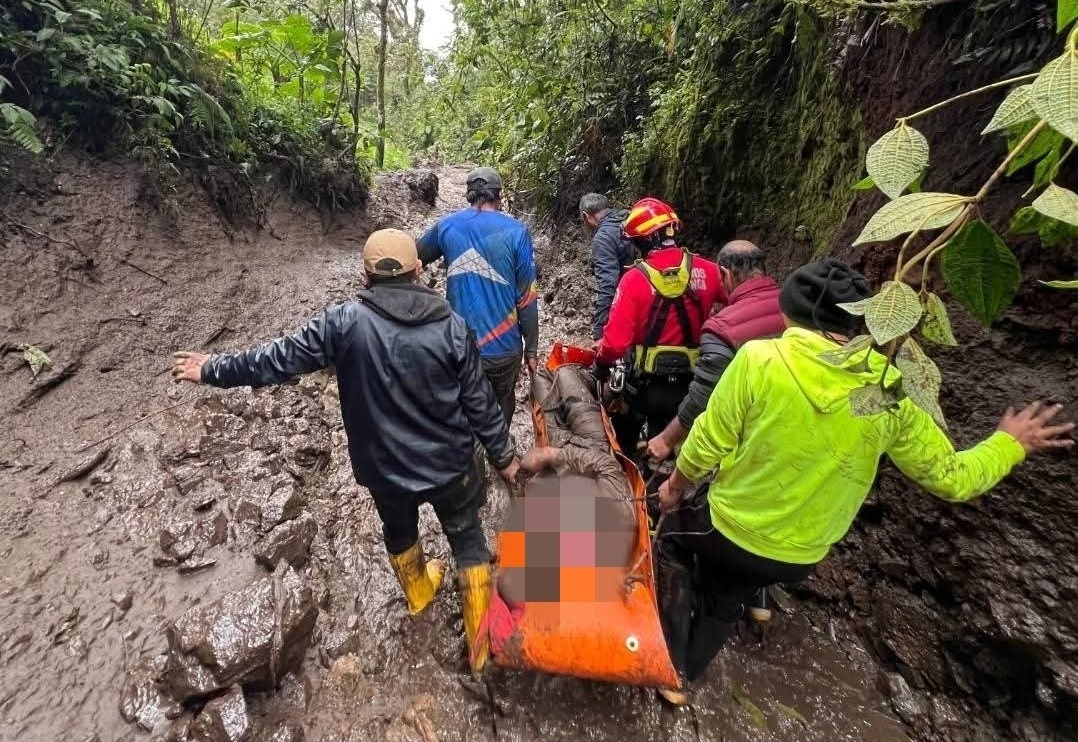 Un hombre se salvó de morir al ser arrastrado por aluvión en Pallatanga, Chimborazo.