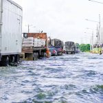 Vía Babahoyo-Jujan presenta un nivel de agua de 50 centímetros.