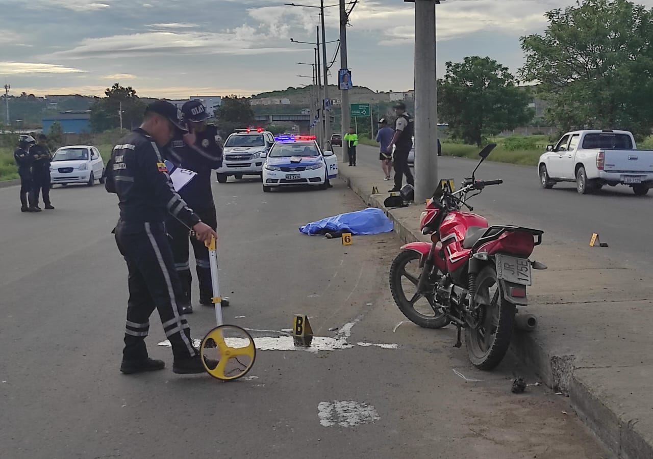 Un accidente de tránsito cobró la vida de un hombre de nacionalidad venezolana.
