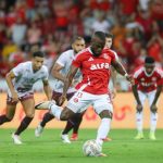 Brasil. Enner Valencia anota doblete y clasifica al Inter a la final del Campeonato Gaúcho