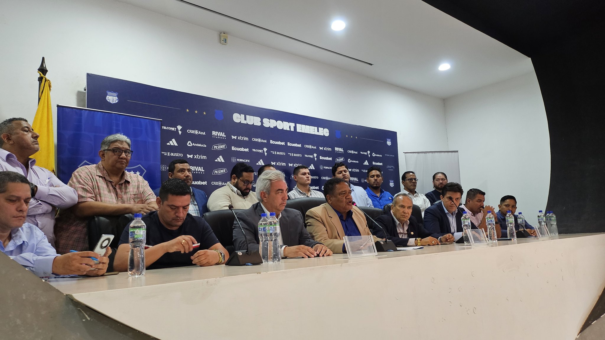 Deportes. Ministerio del Deporte no registra directorio de Emelec liderado por Jorge Guzmán