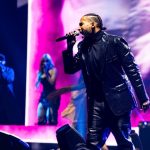 Durante un concierto en la ciudad de Cancún, en México, el  reguetonero Don Omar protagonizó un incidente con una fan.