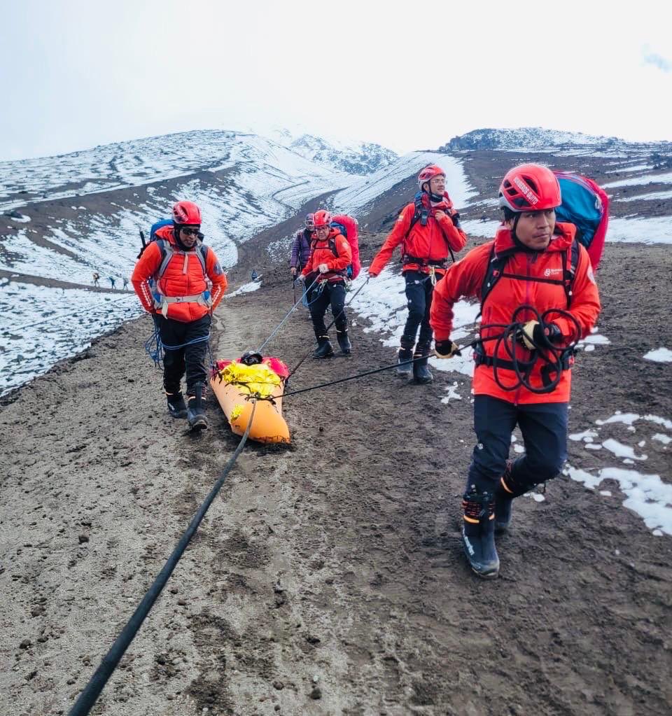 Ecuador. El Parque Nacional Cotopaxi reabre parcialmente tras avalancha que dejó heridos