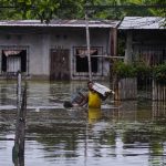 El Instituto Nacional de Meteorología e Hidrología (Inamhi) emitió una advertencia sobre lluvias moderadas y fuertes.