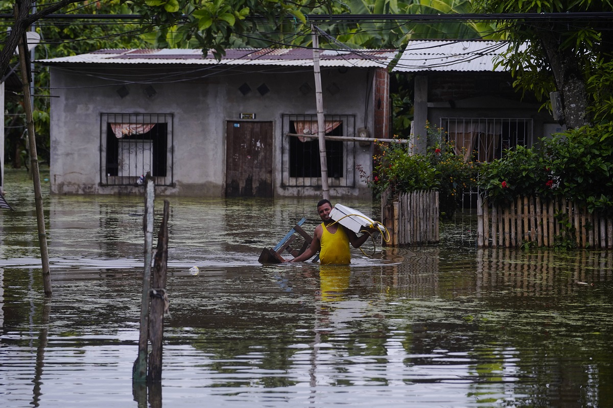 El Instituto Nacional de Meteorología e Hidrología (Inamhi) emitió una advertencia sobre lluvias moderadas y fuertes.
