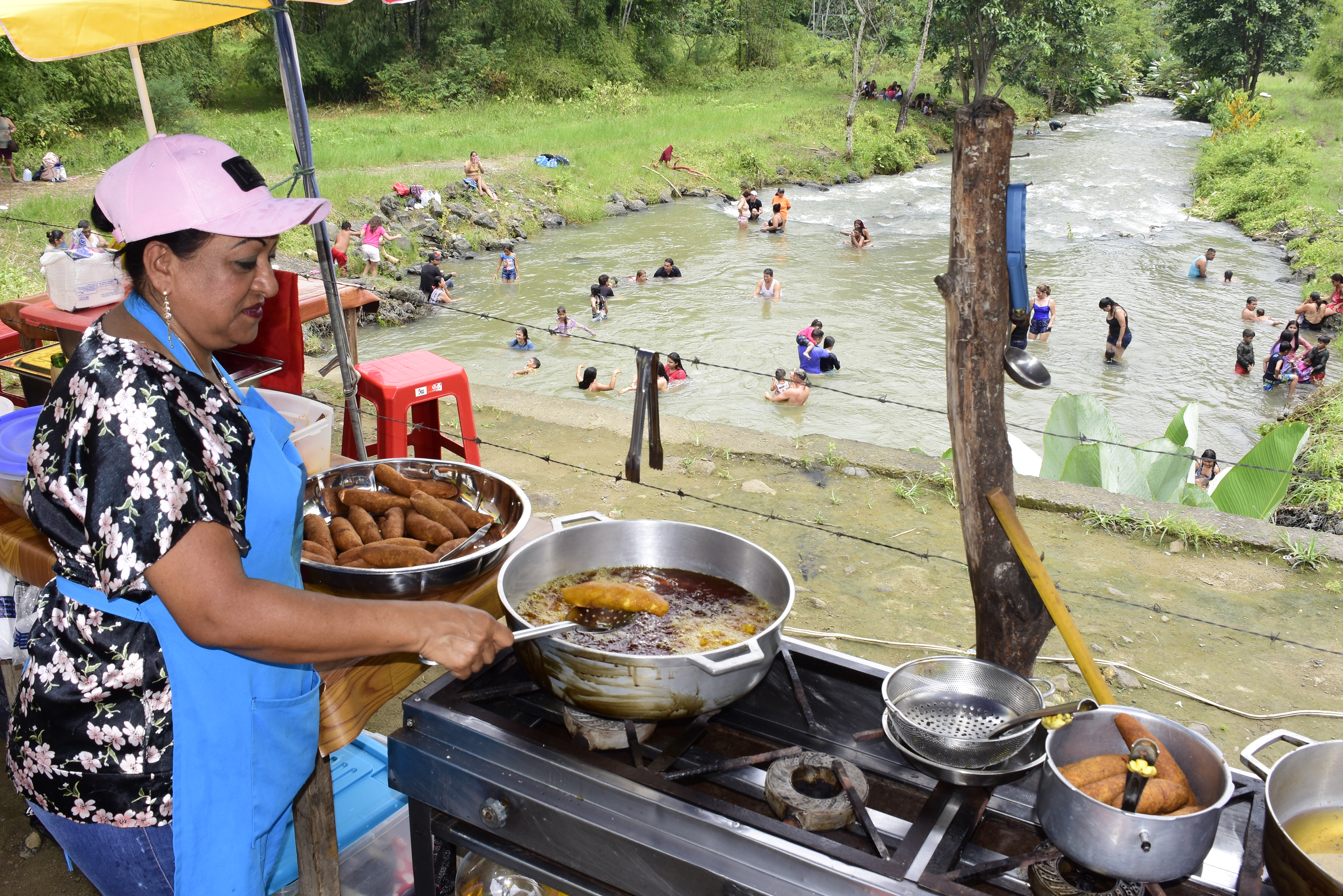 FERIADO PORTOVIEJO FUNDACIÓN PARROQUIAS RURALES