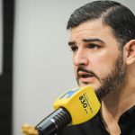 Aquiles Álvarez, alcalde de Guayaquil, dice que obras pueden paralizarse por deuda del Gobierno.