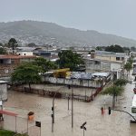 Intensas lluvias y fuertes truenos azotan Portoviejo, Manabí y varias zonas del país.