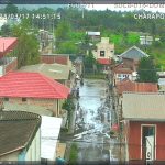 Manabí. Desbordamiento de quebrada inunda varias calles de Charapotó, en Sucre