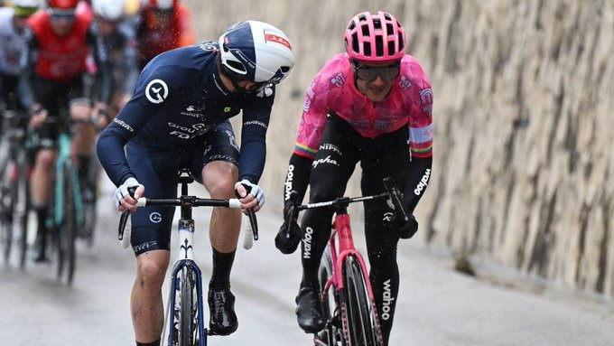 Olav Kooij gana la Etapa 4 de la Tirreno-Adriático; Carapaz termina en el puesto 23
