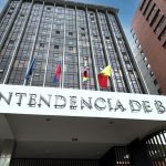 Superintendencia de Bancos dispone la suspensión de operaciones de Amibank S.A.