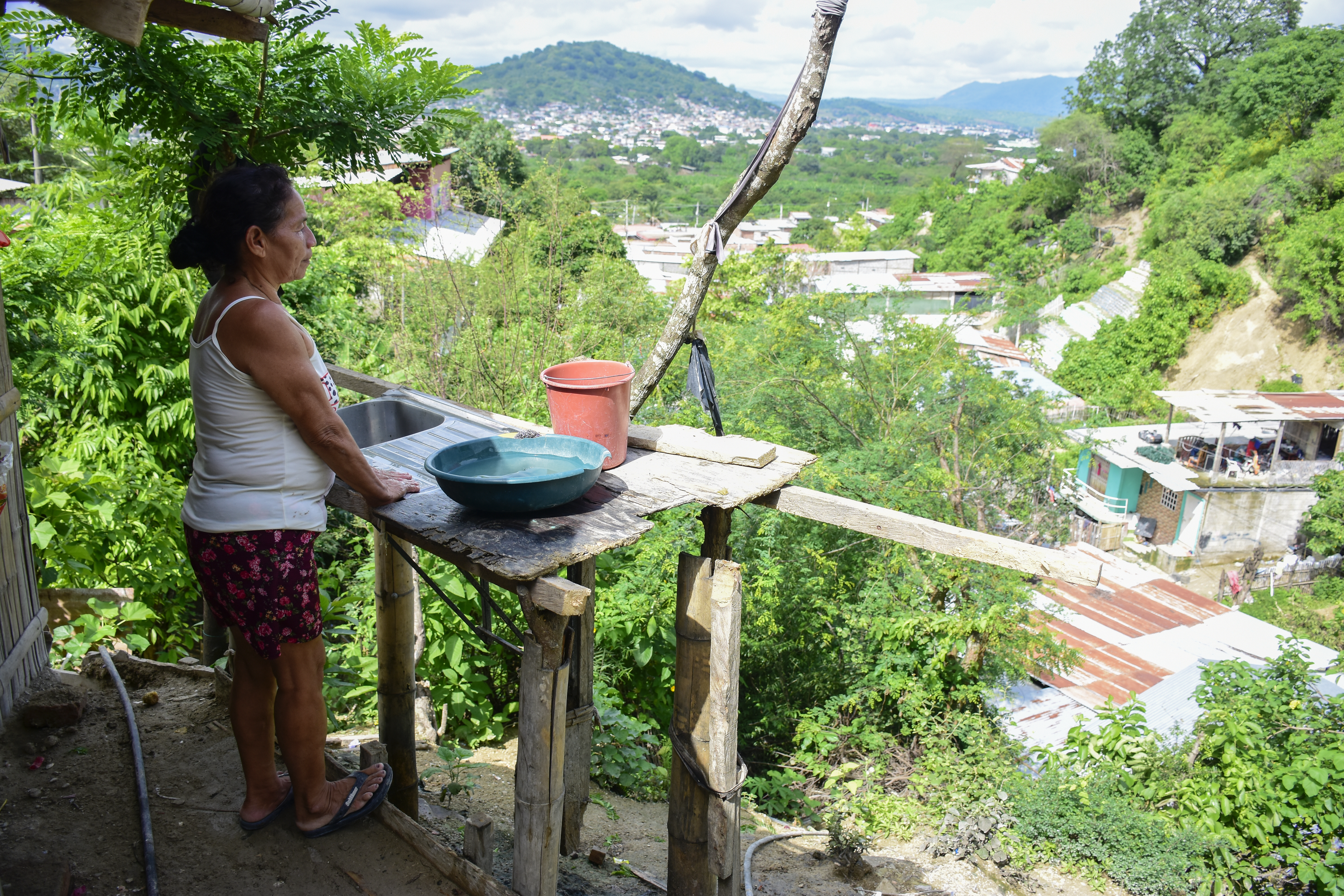 INUNDACION DESLIZAMIENTO PORTOVIEJO RIESGOS