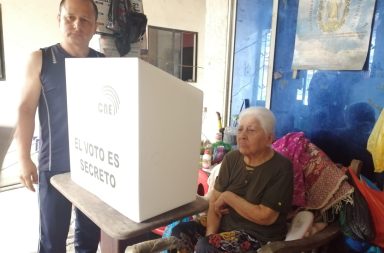 Voto en Casa Santo Domingo Ecuador elecciones 2023