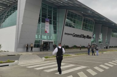 La delegación del aeropuerto internacional Eloy Alfaro al Gobierno Autónomo Descentralizado de Manta debe agilizarse.