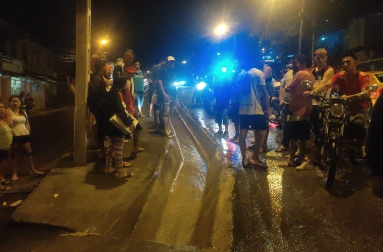 hombre-cae-ducto-portoviejo-desaparecido