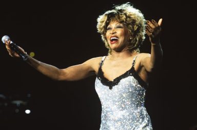 La reconocida cantante Tina Turner falleció a los 83 años de edad, confirmó su representante.