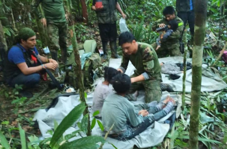 hallan hermanos colombia desaparecidos selva