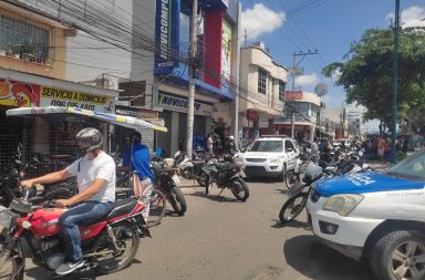 Dos detenidos tras asalto a local comercial en Portoviejo