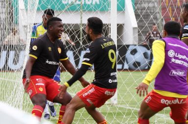 Aucas venció a Gualaceo