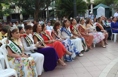 Develan galería de las reinas centenarias de Portoviejo y Manabí