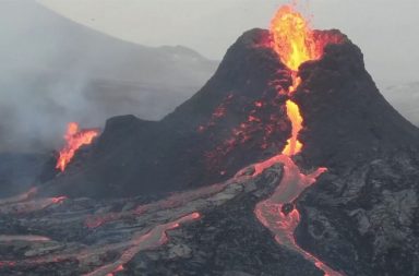 Más de dos mil temblores en dos días en Islandia ante inminente erupción de volcán
