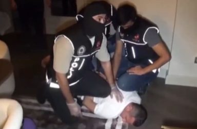 El capo albanés Dritan Rexhepi, quien en su momento dirigió sus operaciones desde una cárcel de Ecuador, fue detenido.