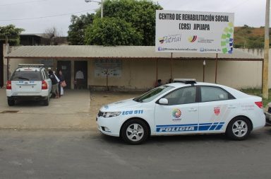 Un ciudadano extranjero logró burlar los filtros y controles de seguridad de la cárcel de Jipijapa, en Manabí y escapó.