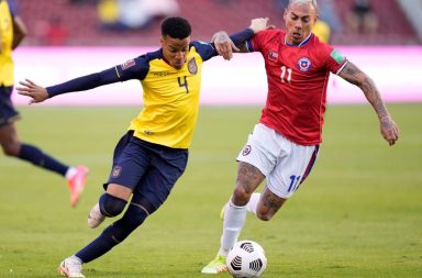 Ecuador y Chile quieren sacarse 'la pica' en Quito