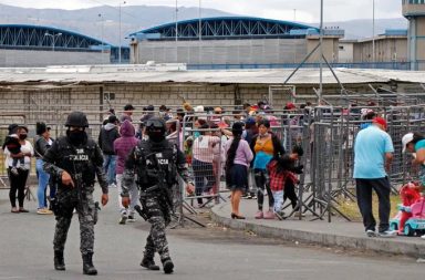 Se reportan disturbios en varias cárceles del país; agentes penitenciarios y funcionarios han sido retenidos