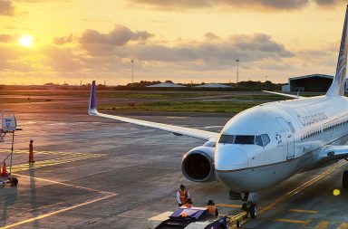 Aeropuerto de Manta debe ser traspasado al municipio