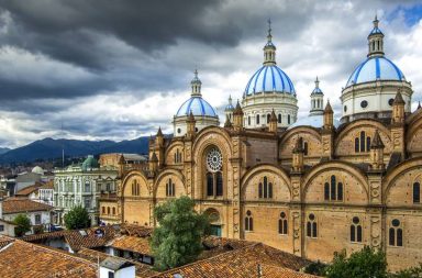 Cuenca celebra 203 años de independencia