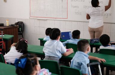 Estudiantes tendrán diez días de vacaciones desde este viernes