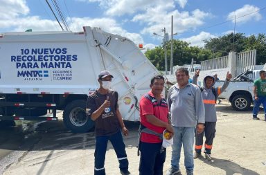 Obreros retomaron la recolección de basura en Manta