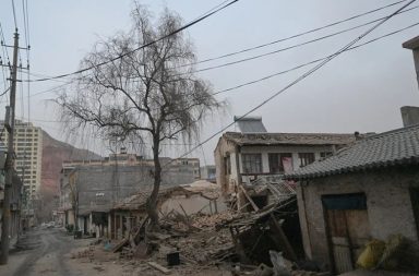 Terremoto en China dejó muertos y heridos