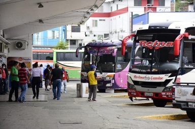 Transportistas se reúnen para analizar cuándo se retoma su servicio al público