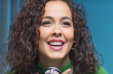 Alondra Santiago estrenará un programa exclusivo para mujeres