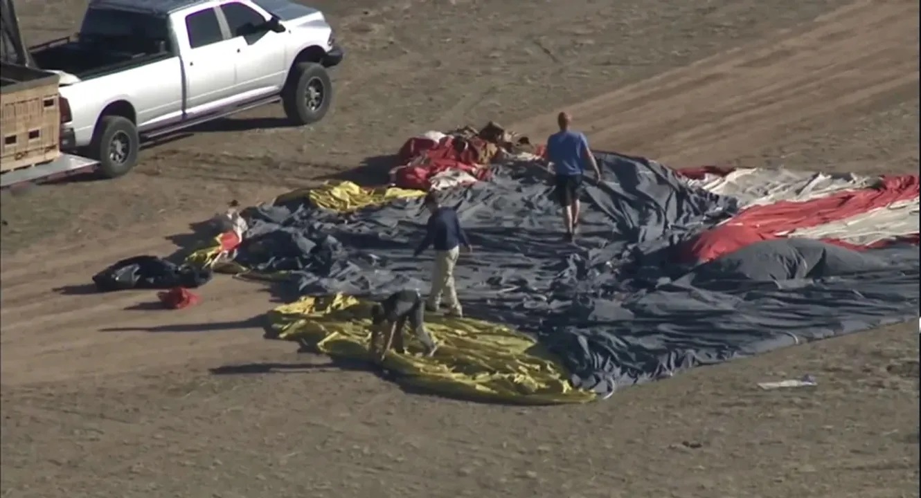 Cuatro muertos deja caída de un globo aerostático en el desierto de Arizona, EEUU