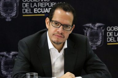 Javier Córdova, exministro de Energía y exviceministro de Seguridad durante el gobierno de Rafael Correa, tiene boleta de captura.