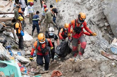 Ascienden a 71 los muertos por un corrimiento de tierra en el sur de Filipinas