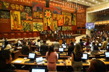 El Pleno de la Asamblea Nacional tramita en segundo debate el proyecto de Ley para aumentar el IVA del 12 al 15%.