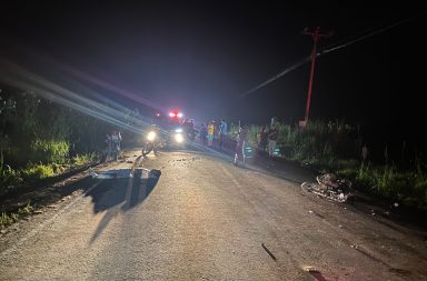 Producto de un accidente de tránsito dos hombres fallecieron en una vía rural de Santo Domingo de los Tsáchilas.
