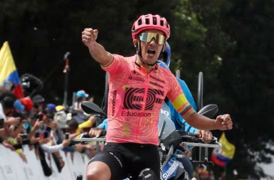 Richard Carapazse impuso en la etapa reina del Tour Colombia