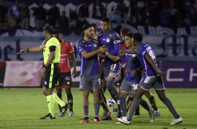 [EN VIVO] Emelec vence 2-0 a Deportivo Cuenca en el Alejandro Serrano Aguilar
