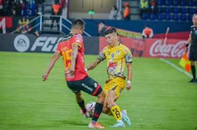Delfín derrotó al Deportivo Cuenca