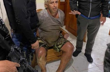 A Fabricio Colón Pico, presunto cabecilla del grupo delincuencial Los Lobos, lo recapturó la Policía Nacional tras permanecer varios meses prófugo.