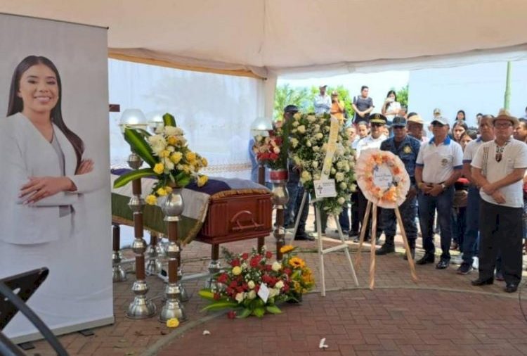 La Asociación de Municipalidades Ecuatorianas (AME) expresó su preocupación tras al asesinato del alcalde de Portovelo, Jorge Maldonado.