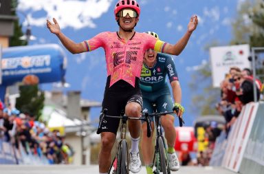 La cuarta etapa del Tour de Romandía 2024, la ganó el ecuatoriano Richard Carapaz y escaló 20 posiciones en la clasificación general.