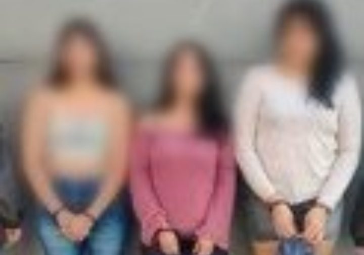 tres mujeres detenidas en Manta por un caso de extorsión
