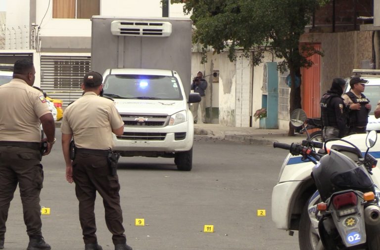 masacre en el barrio Centenario deja cuatro fallecidos